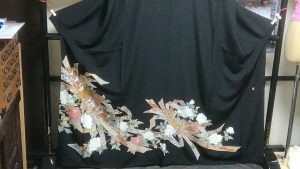 【着物を愛でるだけ】おすすめです。今日の投稿はこちら