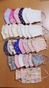 すみません。またマスクの話題です